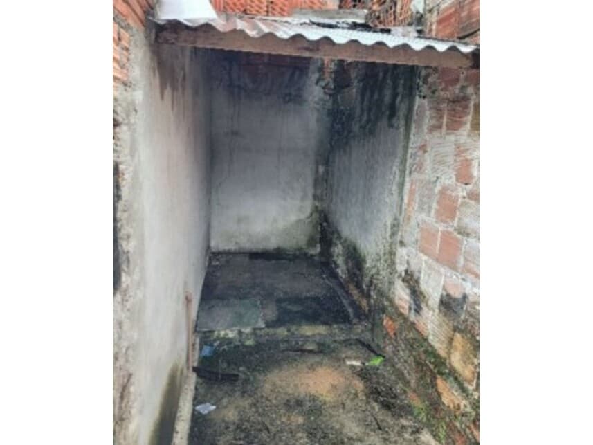 Foto 3 de 7: Comercial em leilão em Manaus - AM — Residencial / Comercial à venda em leilão