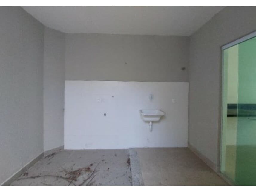 Foto 15 de 16: Casa em leilão em Lauro De Freitas - BA — Casa à venda em leilão