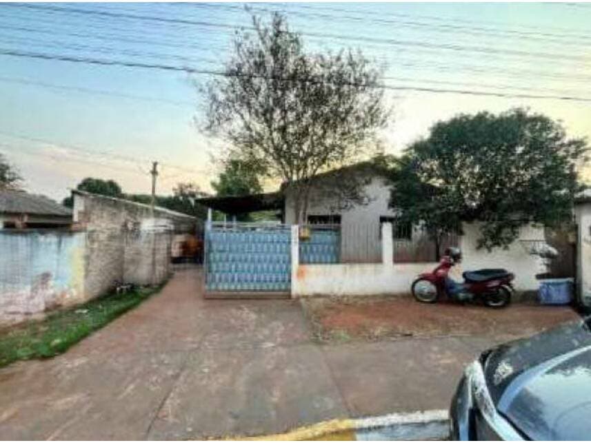 Foto 1 de 15: Casa em leilão em São Gabriel Do Oeste - MS — Casa à venda em leilão