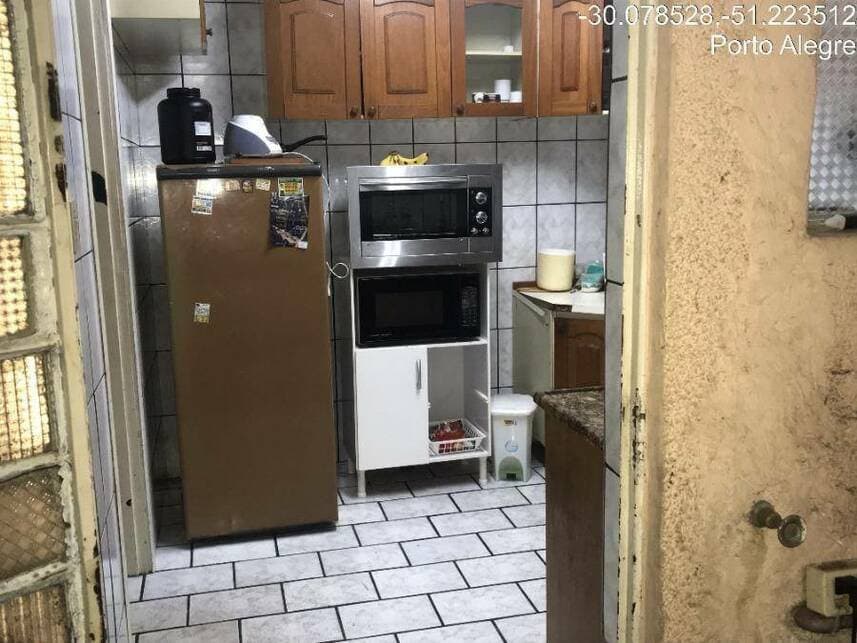 Foto 5 de 15: Casa em leilão em Porto Alegre - RS — Casa à venda em leilão