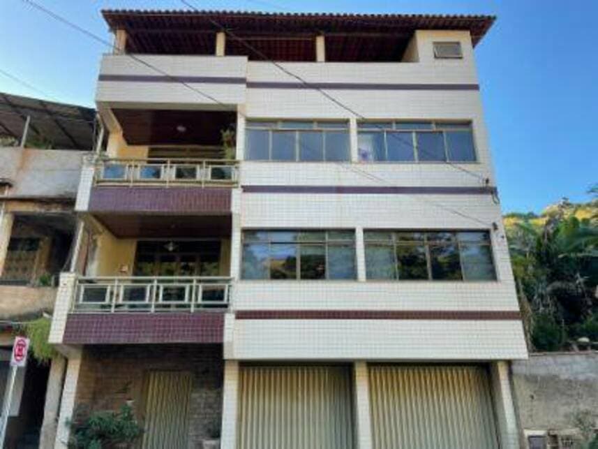 Apartamento em leilão em Ponte Nova - MG — Apartamento à venda em leilão