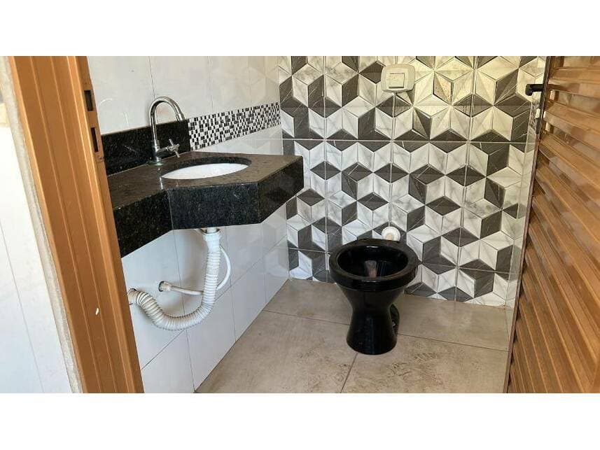 Foto 7 de 14: Casa em leilão em Ipameri - GO — Casa à venda em leilão
