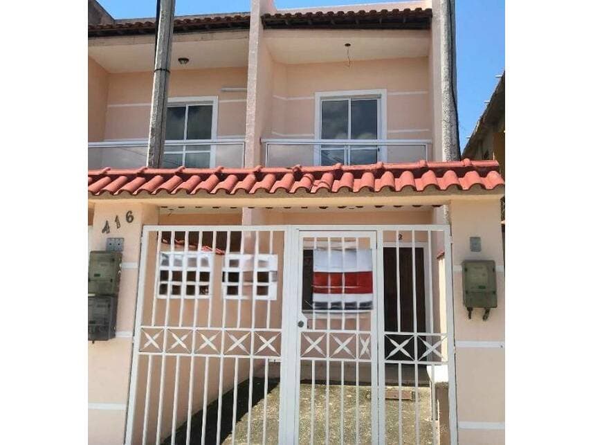 Casa em leilão em Nova Iguaçu - RJ — Casa à venda em leilão