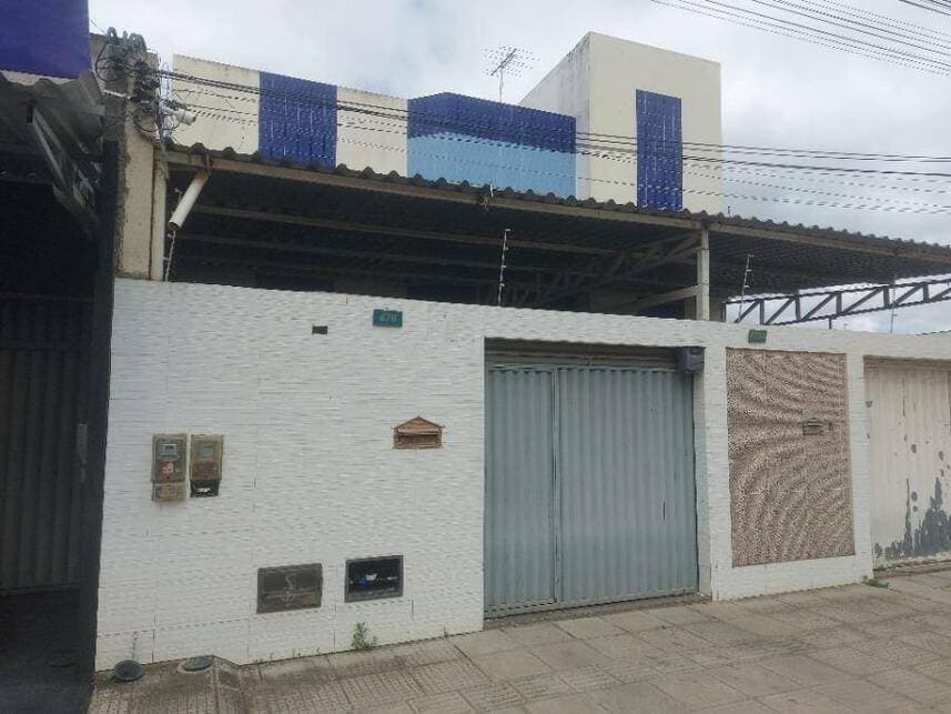 Foto 3 de 15: Casa em leilão em Vitória Da Conquista - BA — Casa à venda em leilão