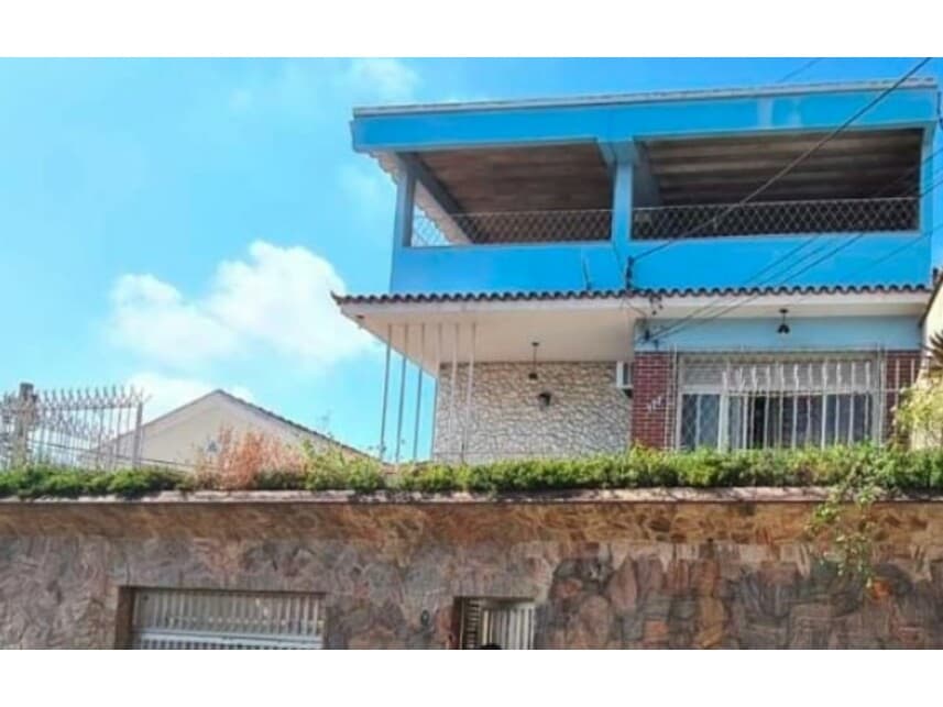 Casa em leilão em Rio De Janeiro - RJ — Casa à venda em leilão
