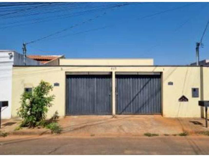 Casa em leilão em Uberlândia - MG — Casa à venda em leilão