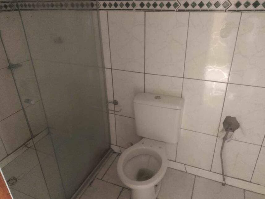 Foto 18 de 21: Casa em leilão em Porto Alegre - RS — Casa à venda em leilão