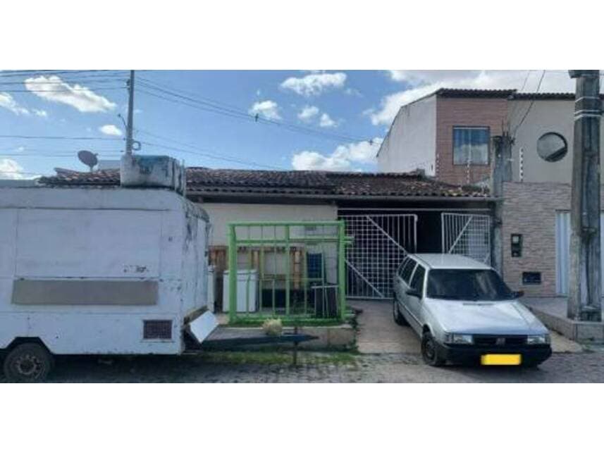 Foto 5 de 6: Casa em leilão em Feira De Santana - BA — Casa à venda em leilão