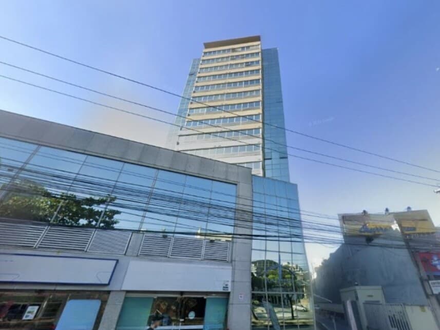 Comercial em leilão em Rio De Janeiro - RJ — Sala Comercial à venda em leilão