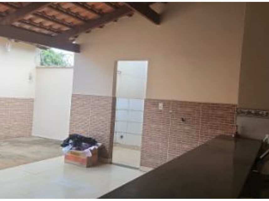 Foto 10 de 12: Casa em leilão em Trindade - GO — Casa à venda em leilão