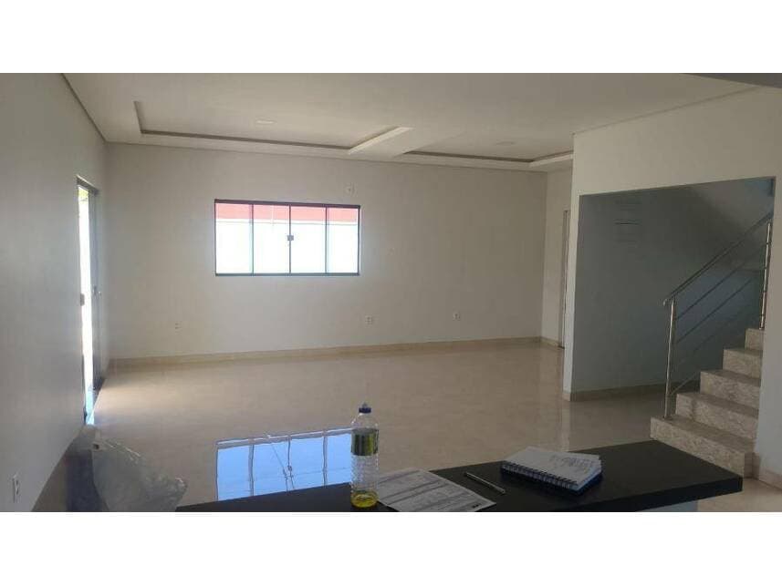Foto 5 de 15: Casa em leilão em Poconé - MT — Casa à venda em leilão
