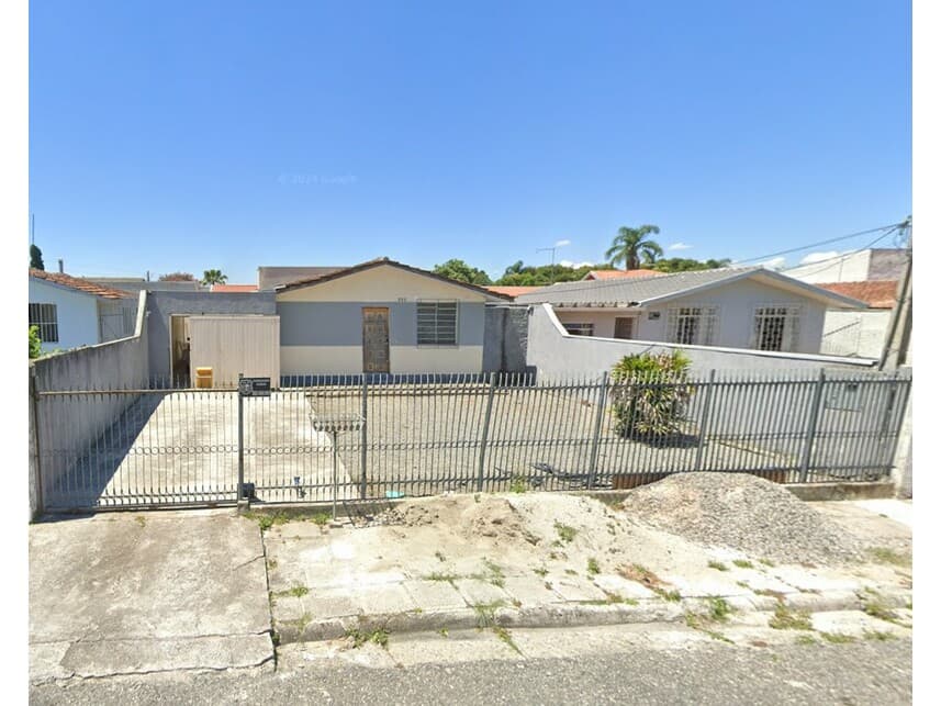 Foto 1 de 2: Casa em leilão em Curitiba - PR — Casa à venda em leilão