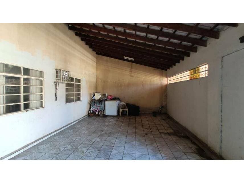 Foto 4 de 25: Casa em leilão em Várzea Grande - MT — Casa à venda em leilão