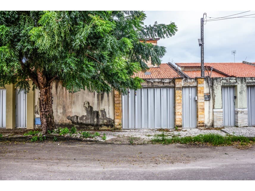 Casa em leilão em Fortaleza - CE — Casa à venda em leilão