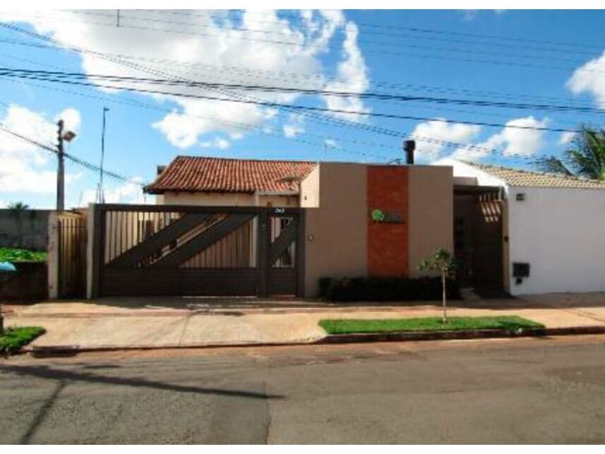 Casa em leilão em Campo Grande - MS — Casa à venda em leilão