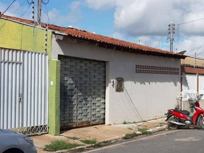 Foto 2 de 25: Casa em leilão em Várzea Grande - MT — Casa à venda em leilão