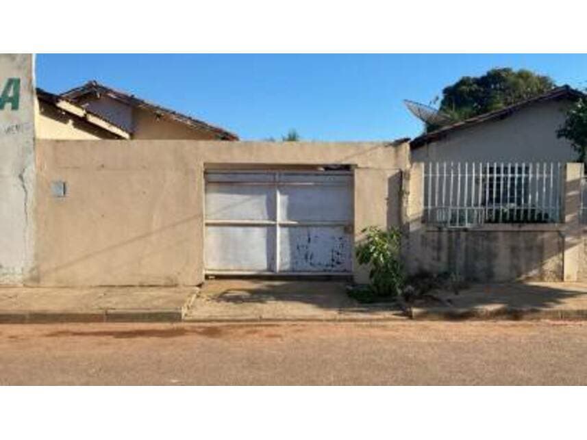 Foto 3 de 15: Casa em leilão em Cáceres - MT — Casa à venda em leilão