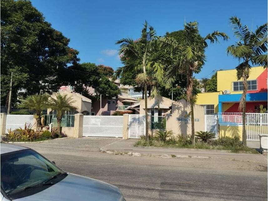 Casa em leilão em Maricá - RJ — Casa à venda em leilão