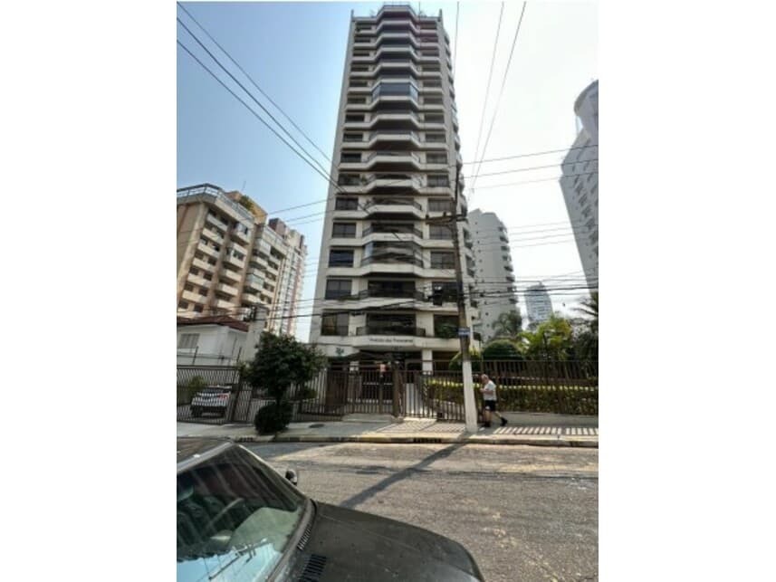 Foto 1 de 33: Apartamento em leilão em São Paulo - SP — Apartamento Duplex à venda em leilão