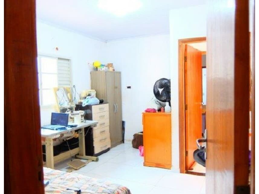 Foto 8 de 12: Casa em leilão em Três Lagoas - MS — Casa à venda em leilão