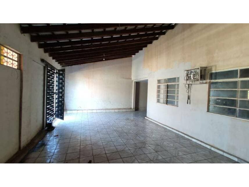 Foto 5 de 25: Casa em leilão em Várzea Grande - MT — Casa à venda em leilão