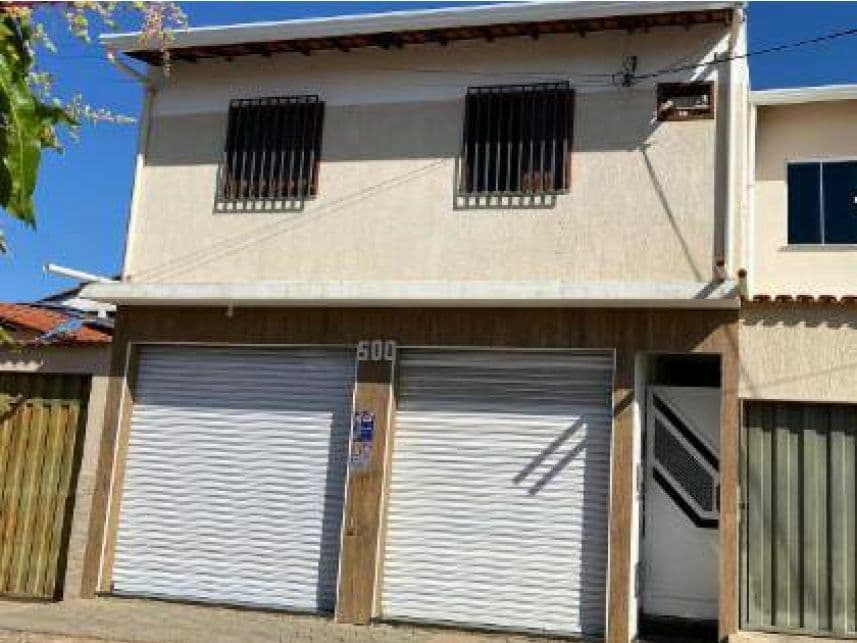 Comercial em leilão em Livramento De Nossa Senhora - BA — Loja à venda em leilão