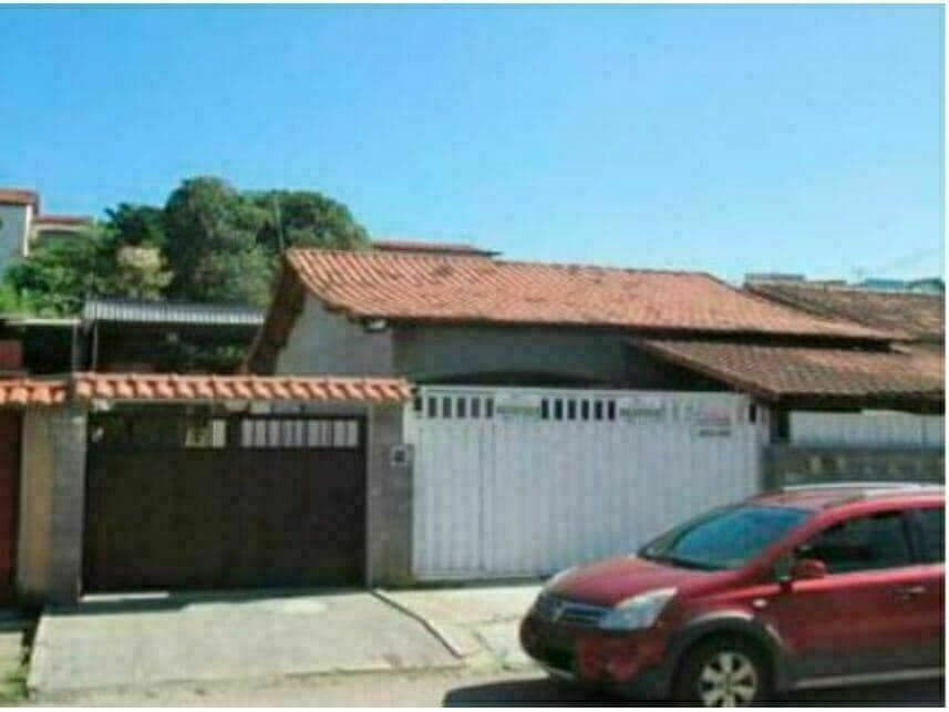 Casa em leilão em São Gonçalo - RJ — Casa à venda em leilão