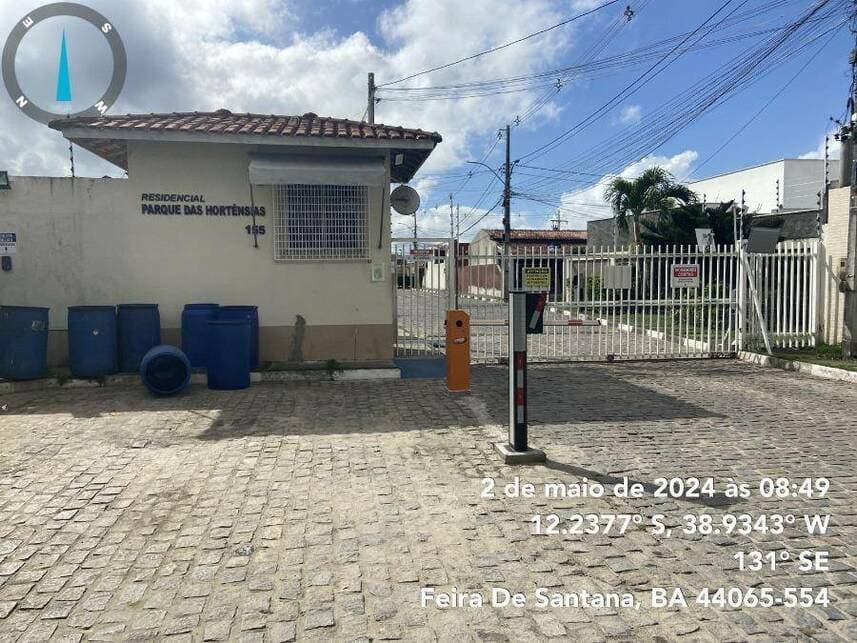 Casa em leilão em Feira De Santana - BA — Casa à venda em leilão