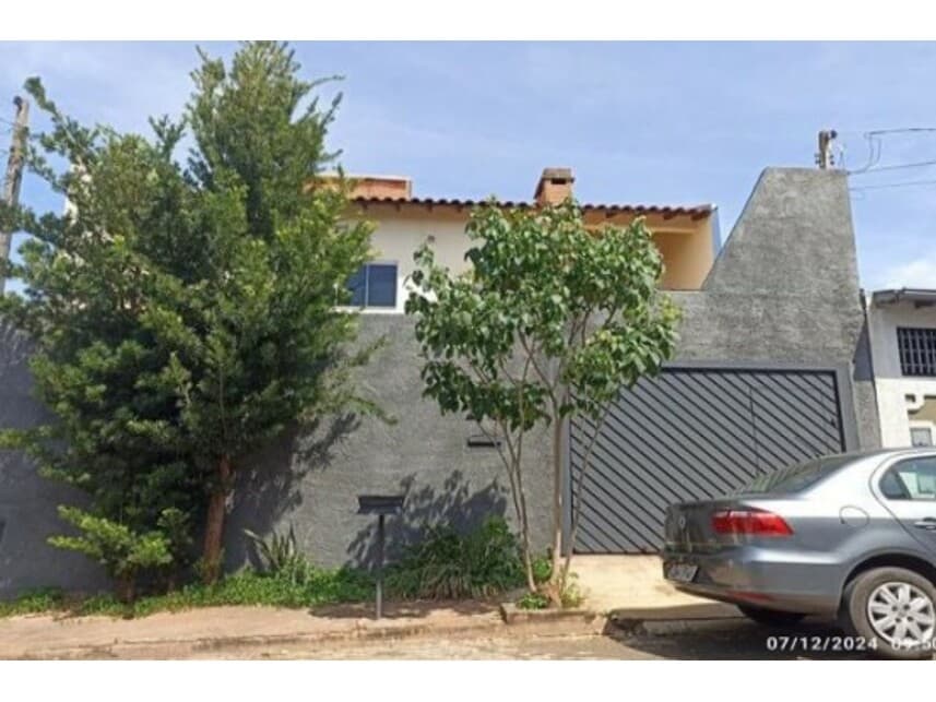 Foto 1 de 3: Casa em leilão em Bauru - SP — Casa à venda em leilão