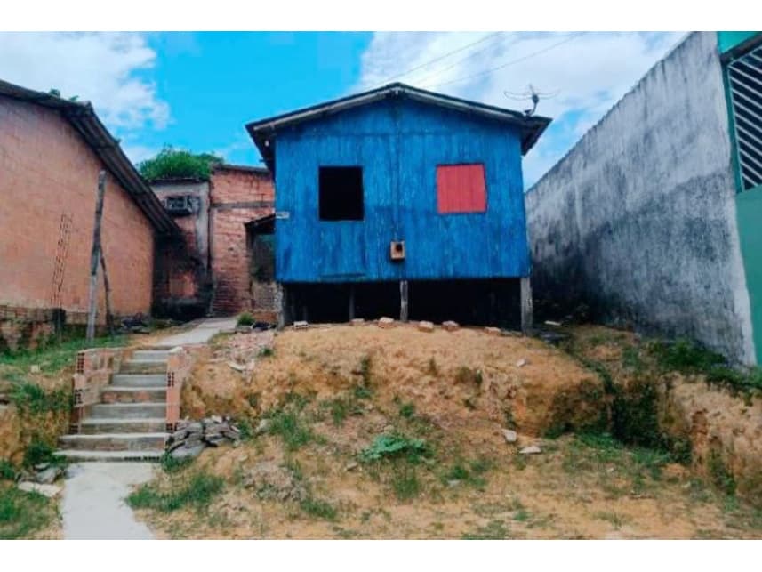 Casa em leilão em Manaus - AM — Casa à venda em leilão