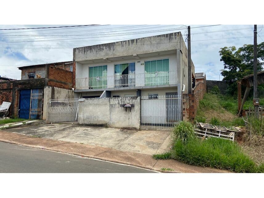 Foto 2 de 2: Casa em leilão em Ponta Grossa - PR — Casa à venda em leilão