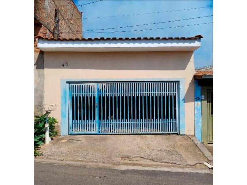Casa em leilão em São Carlos - SP — Casa à venda em leilão