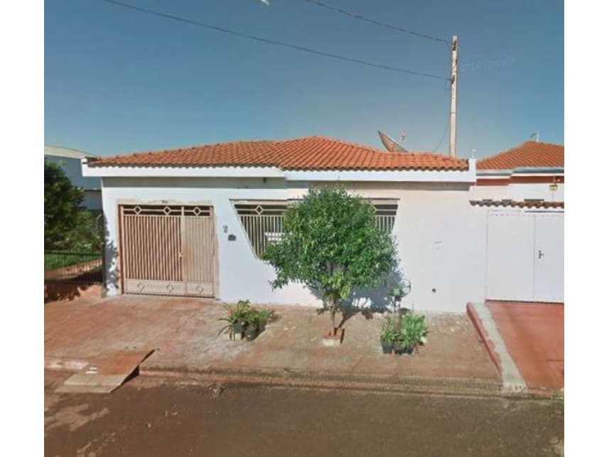 Casa em leilão em Dumont - SP — Casa à venda em leilão