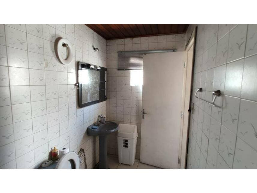 Foto 18 de 25: Casa em leilão em Várzea Grande - MT — Casa à venda em leilão