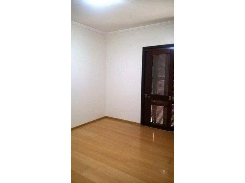 Foto 10 de 17: Apartamento em leilão em Passo Fundo - RS — Apartamento à venda em leilão