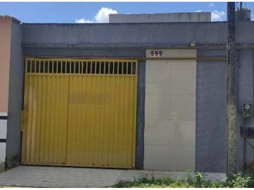 Foto 1 de 19: Casa em leilão em Capitão Poço - PA — Casa à venda em leilão