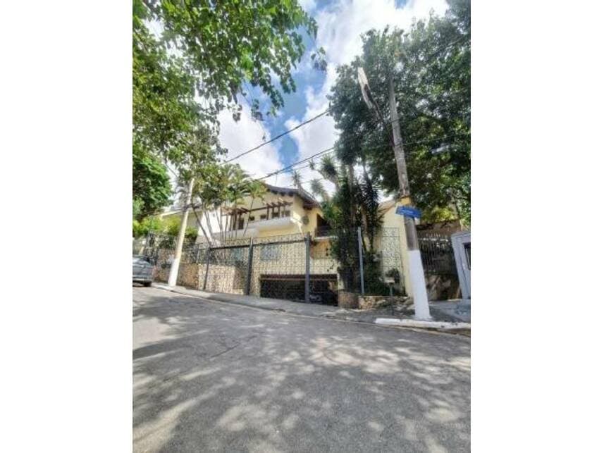 Casa em leilão em São Paulo - SP — Casa à venda em leilão