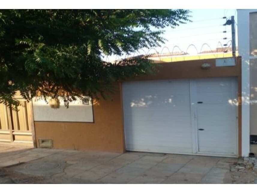 Casa em leilão em Sobral - CE — Casa à venda em leilão