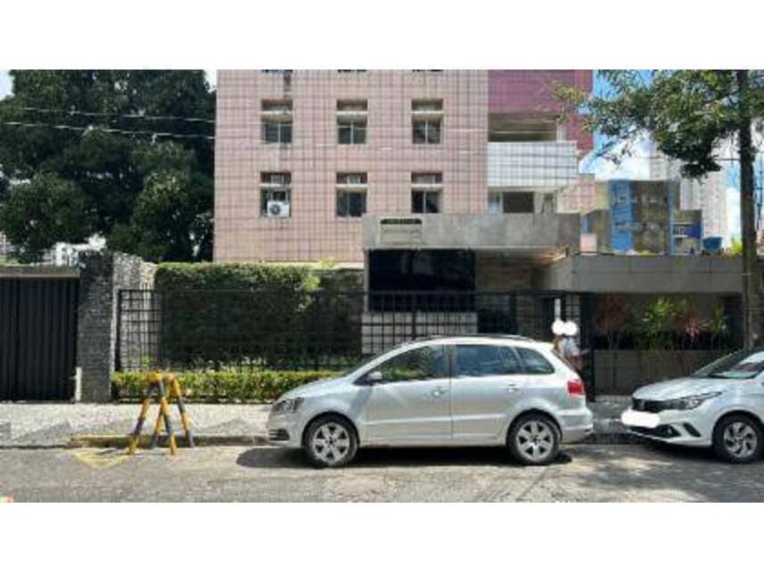 Foto 2 de 5: Apartamento em leilão em Recife - PE — Apartamento à venda em leilão