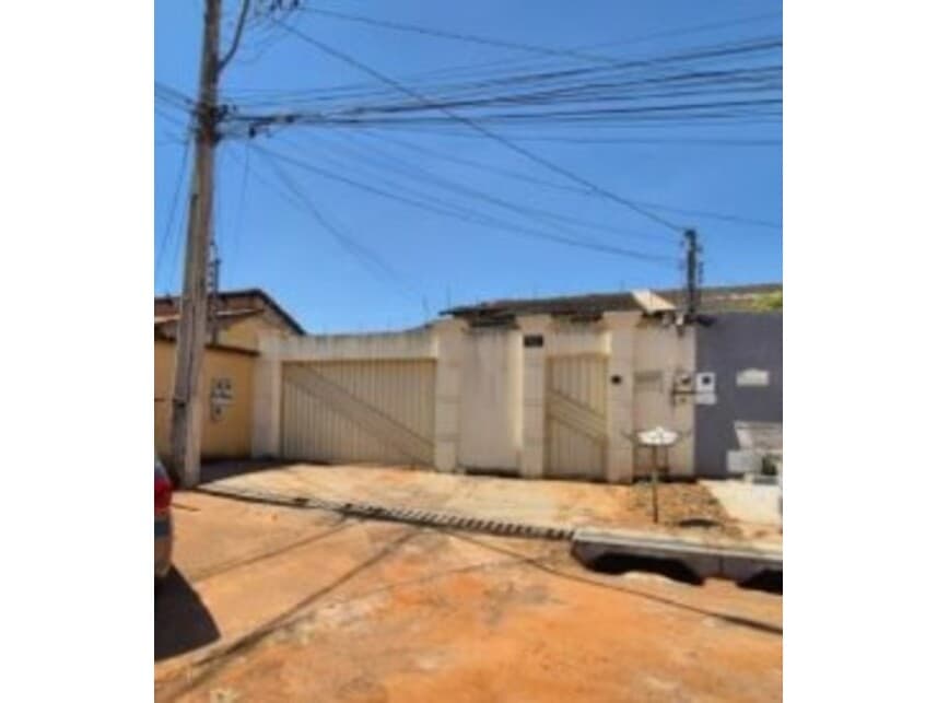Foto 2 de 3: Casa em leilão em Goiânia - GO — Casa à venda em leilão