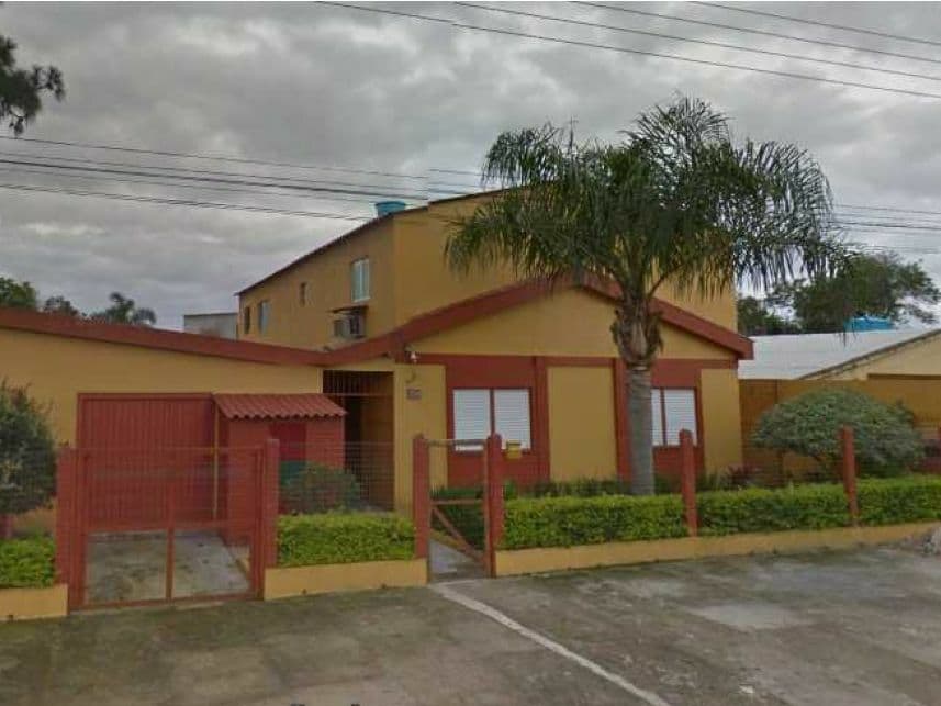 Casa em leilão em Pelotas - RS — Casa à venda em leilão
