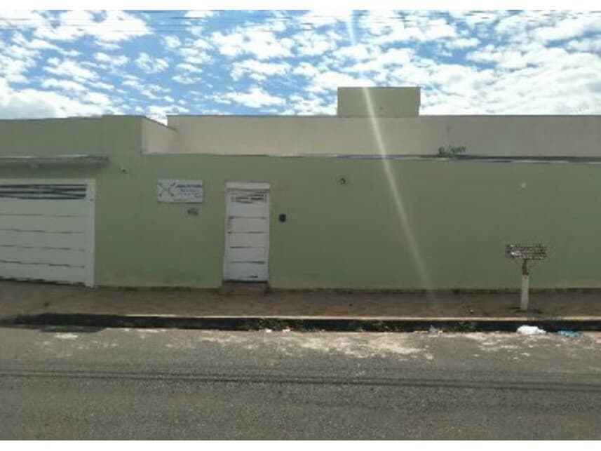 Casa em leilão em Ribeirão Preto - SP — Casa à venda em leilão