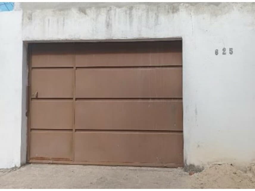 Foto 3 de 3: Casa em leilão em Nova Serrana - MG — Casa à venda em leilão