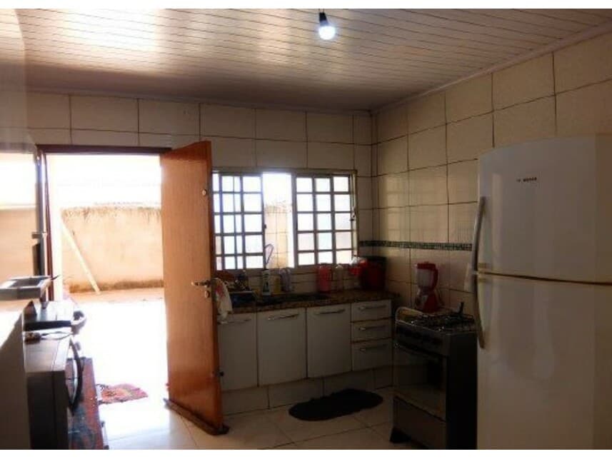Foto 5 de 12: Casa em leilão em Três Lagoas - MS — Casa à venda em leilão
