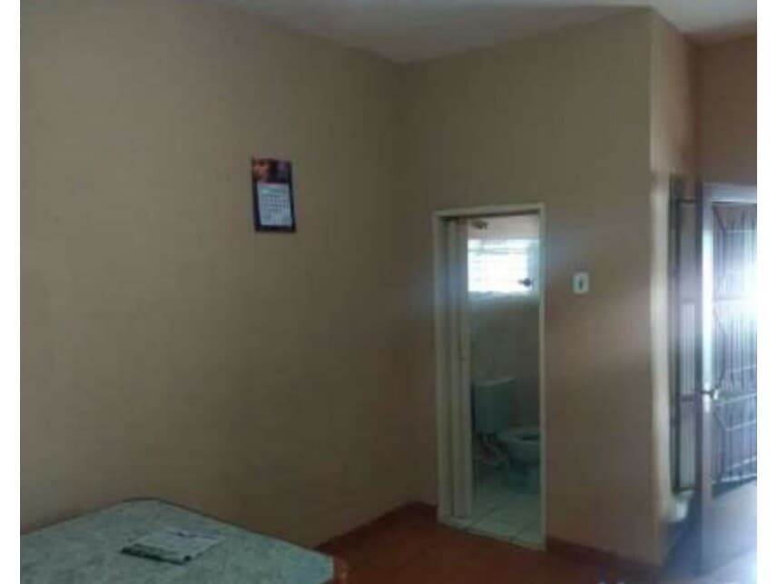 Foto 10 de 18: Casa em leilão em São Paulo - SP — Casa à venda em leilão