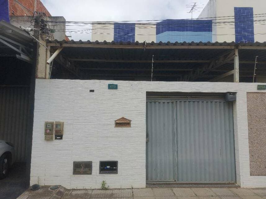 Foto 1 de 15: Casa em leilão em Vitória Da Conquista - BA — Casa à venda em leilão