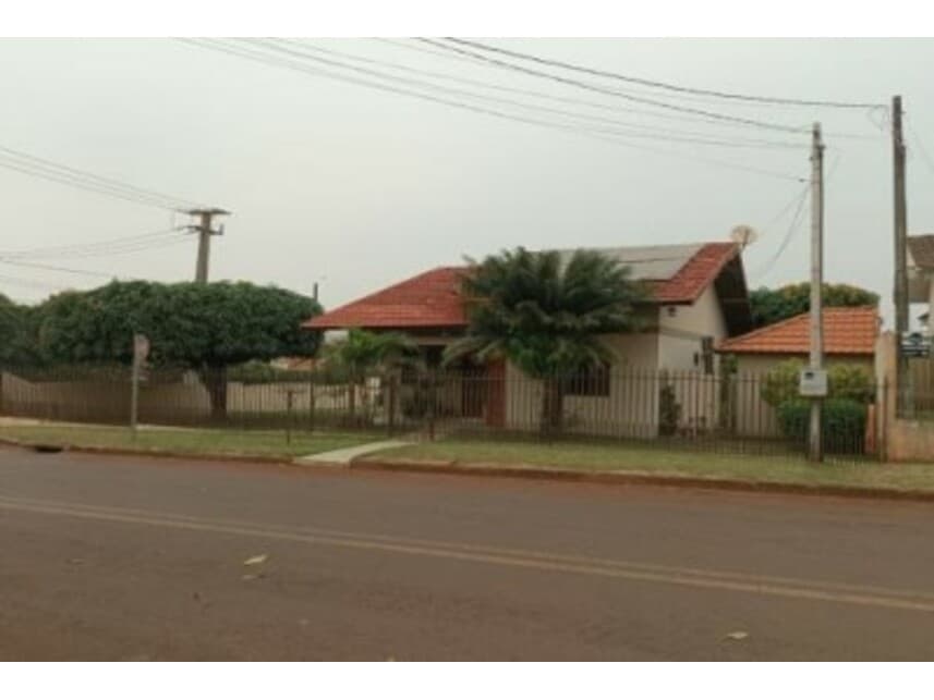 Foto 1 de 4: Casa em leilão em Palotina - PR — Casa à venda em leilão