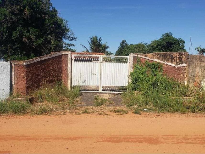 Casa em leilão em Guaiçara - SP — Casa à venda em leilão