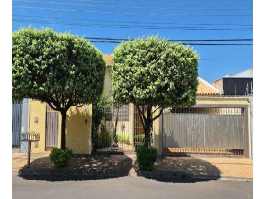 Casa em leilão em Bauru - SP — Casa à venda em leilão