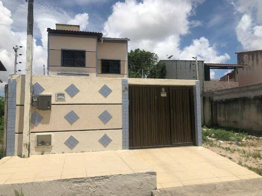 Casa em leilão em Fortaleza - CE — Casa à venda em leilão